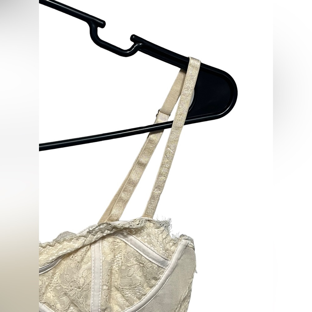 Cream/Ivory Corset Top w/adjustable straps - Size M - Picture 5 of 9